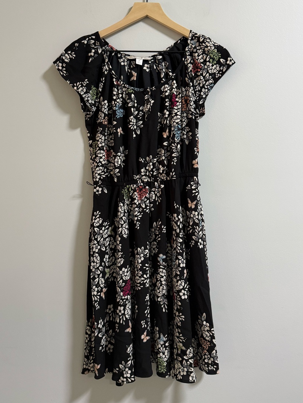 LC Lauren Conrad Black Floral Scoop-Neck Dress with Multicolor Blooms - Picture 2 of 5